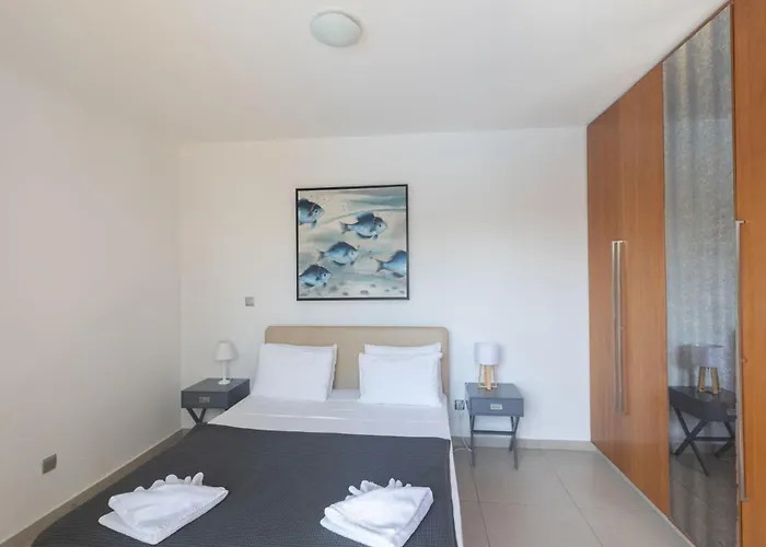 Satin Svi3 Villa Aya Napa